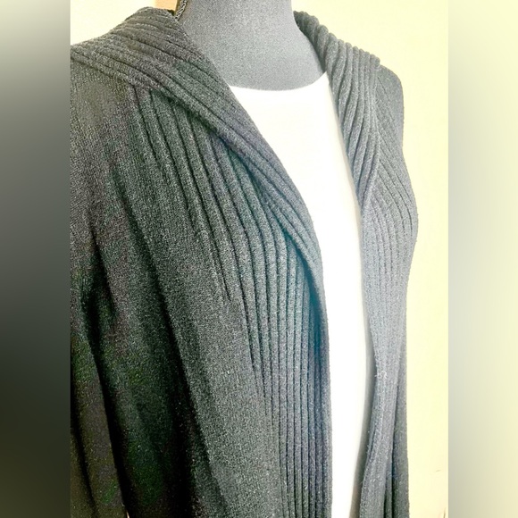 Women’s long length cardigan size M - Picture 2 of 7
